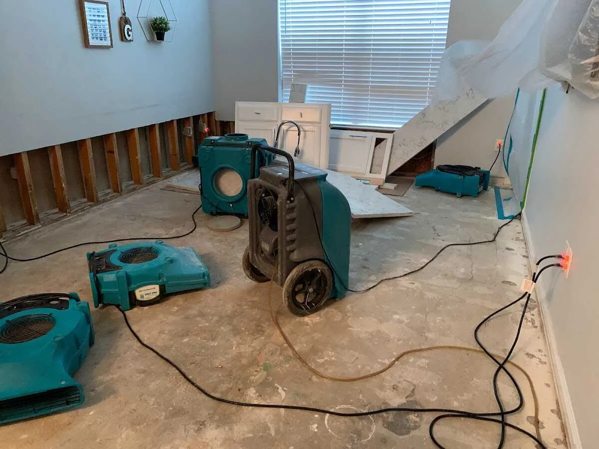 Dehumidifier in flood-cut room for Water Extraction & Removal in De Soto